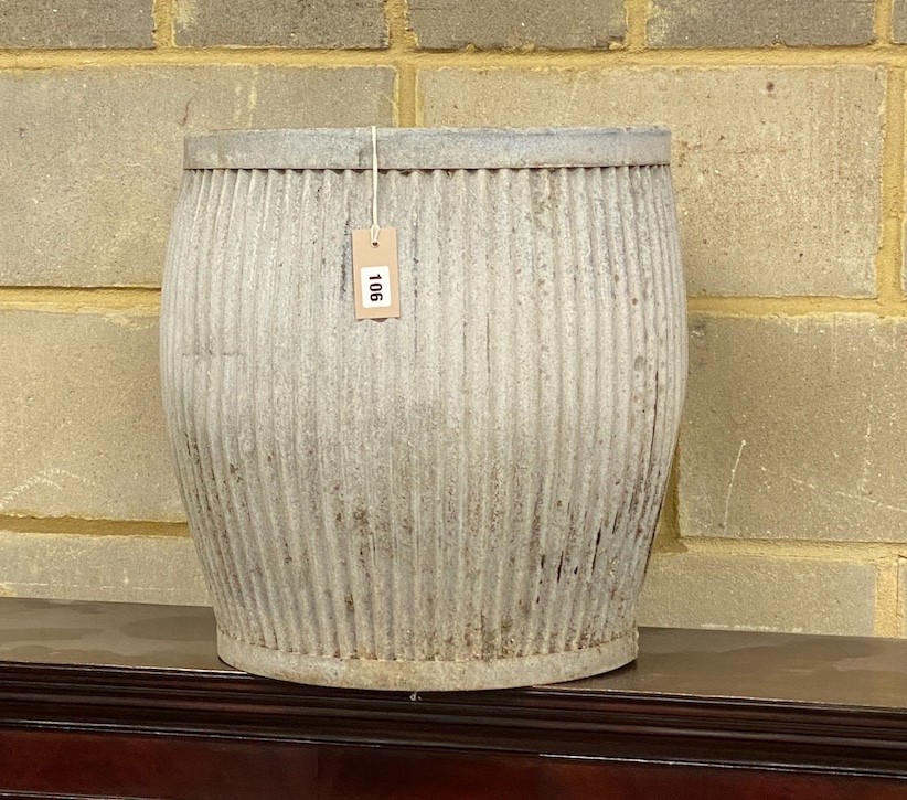 A vintage galvanised grain bin, diameter 41cm, height 45cm